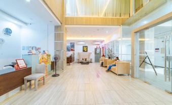 Hotel Metro - Housity