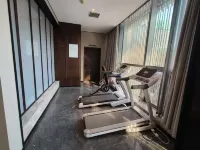 Moshangqingshe Hotel(Zhengzhou Erqi Wanda Plaza and Hanghai Road) - Gym