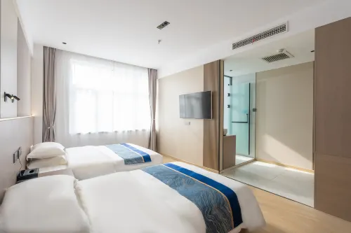 Linglan Impression Hotel (Lanzhou New Area Zhongchuan International Airport)
