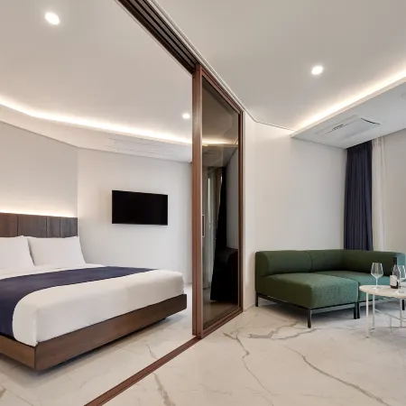 HOTEL THE BOTANIK SEWOON MYEONGDONG