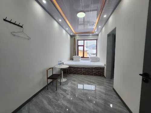 Snow Valley Le Cheng Inn