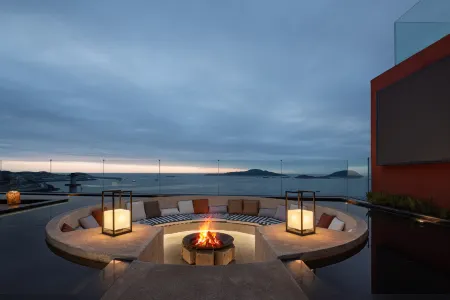 Bersure Museum Collection Seaview Hotel Отели рядом с достопримечательностью «Huazhu Village»