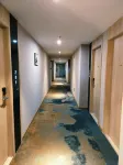 Zhi Xin Zhi Zi Hua opens a hotel