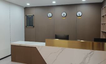 Xingfuli Business Hotel (Shuibu Town)