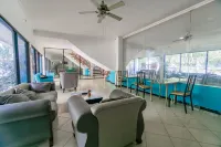Hotel O Near Juanda Airport Hôtels à : Sedati