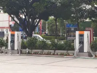 Chenhuhotel - parking