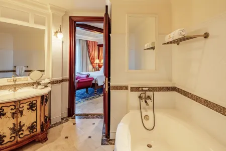 Khách sạn IMPERIAL Vũng Tàu
