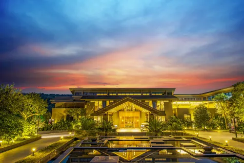 Nankun Shanju Hot Spring Resort Hotels in Longmen