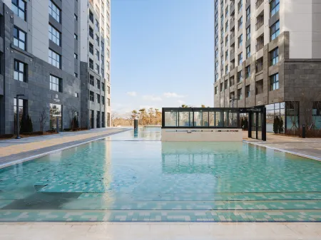 Le collective Sokcho Central Отели рядом с достопримечательностью «Sokcho City Museum & Displaced Civilians Folk Village»