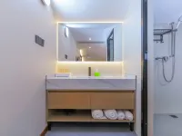 Fengyi Yaju Homestay (Wudangshan Scenic Area Ticket Office)