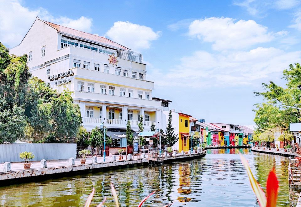 3. RC 호텔 멜라..