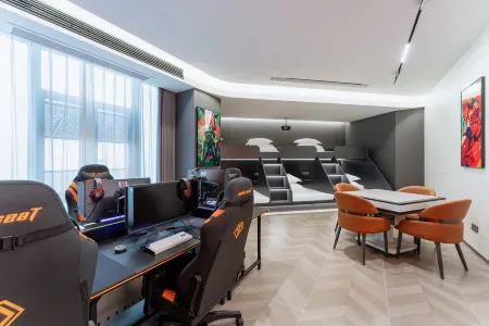 BUNETON ESPORTS HOTEL Отели рядом с достопримечательностью «Yichun University»