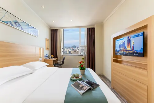 Aolong Hotel (Jingmen Zhongtian street Moore City store)