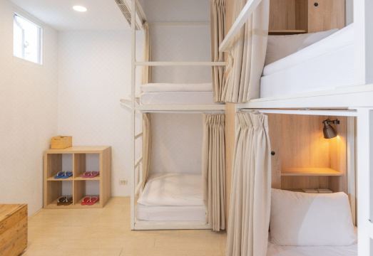 Flip Flop Hostel Common Space