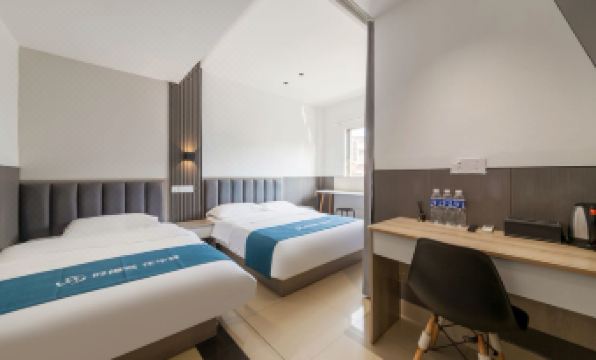 Rujia Huayi Hotel (Xiamen Zhongshan Road Pedestrian Street)