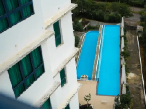 Homely Marina View 3BR Permas Bathtub & Seaview