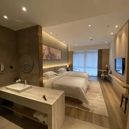 Siji Huahai Wellness Sports Center
