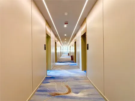 Kuitun Fengda Hotel Отели рядом с достопримечательностью «KuiTunShi YinShi XiuXian YiTiao Jie»