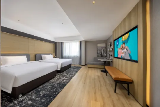 Park Hotel (Tianjin Railway Station Italian Style Street)