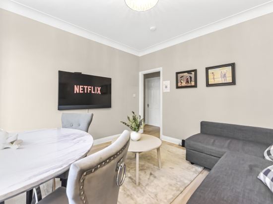 Stylish 3-Bedroom Flat in Belsize Park – Perfect for Families & Business Trips!