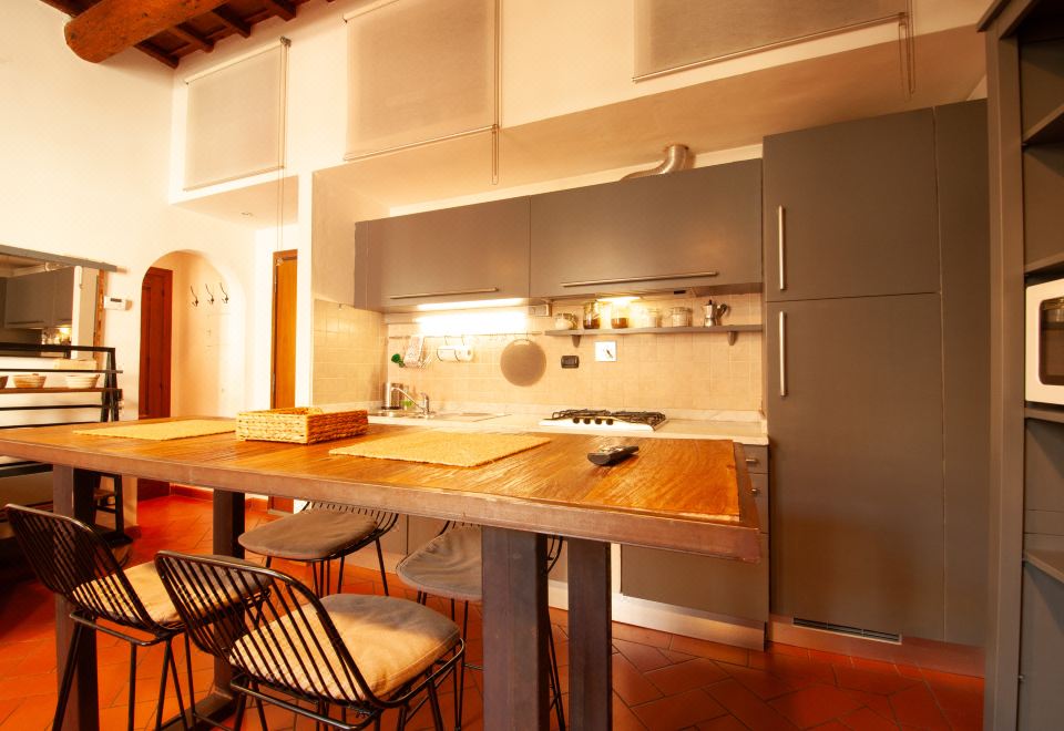 Designer Apartments in Florence 주방