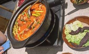 Insail Hotel (Shenzhen East Railway Station Buji Subway Station)