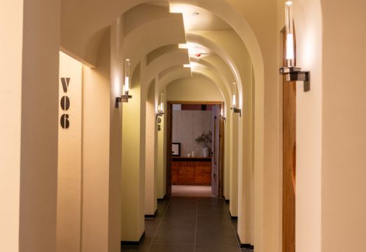 호텔 로비 이미지