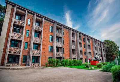 Chengdu Panda Holiday Hotel (Jianshe Road Dongjiao Memory Store) Hotels near Sichuan Tianyi University