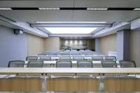 H Hotel (Chifeng Municipal Government High-speed Railway Station) - Business
