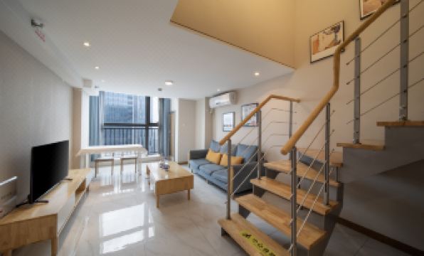 Autumn Thoughts High-Rise Scenic Administrative Apartment