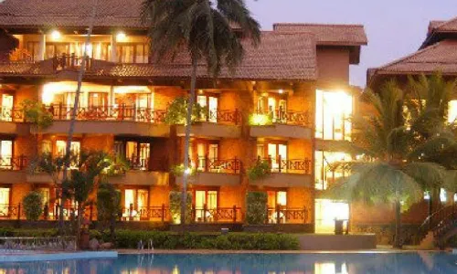 Royal Palms Beach Hotel