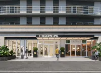 브래킷츠 호텔 오사카 혼마치  호텔