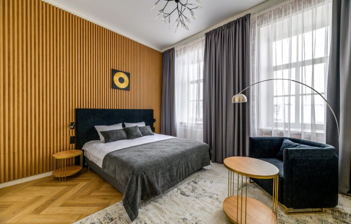 Markov Hotel