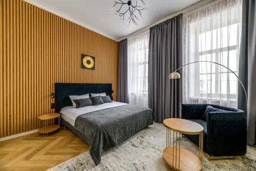 Markov Hotel