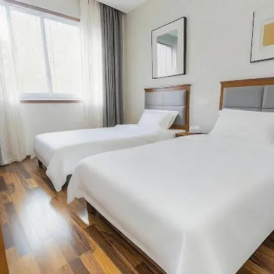 Creative Business Hotel (Chongqing Jiangjin Experimental Middle School East Campus Branch) โรงแรมใกล้ภูเขาซือเหมียน