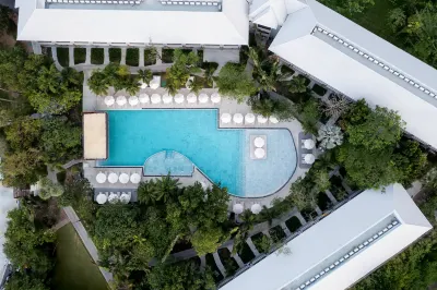 Centara Karon Resort Phuket Các khách sạn ở Karon Beach