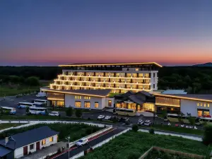 Nipple mountain village spa resort hotel