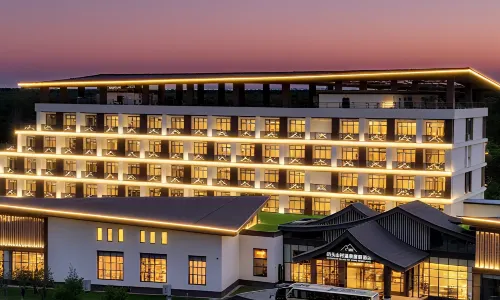 Nipple mountain village spa resort hotel