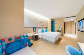 Home Hotel Neo (Tai'an High-Speed Railway Entrance Waiting Hall)