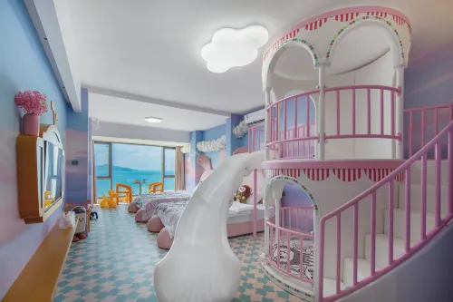 Lanshu Holiday Apartment