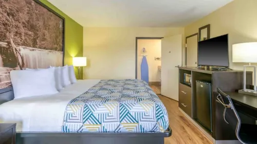 Motel 6 Forsyth, GA – Tift College