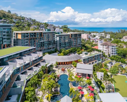 Mida Grande Resort Phuket Hôtels à proximité de : Plage de Laem Sing