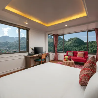 Glow Sapa Hotel Hotels near Sapa Green Valley