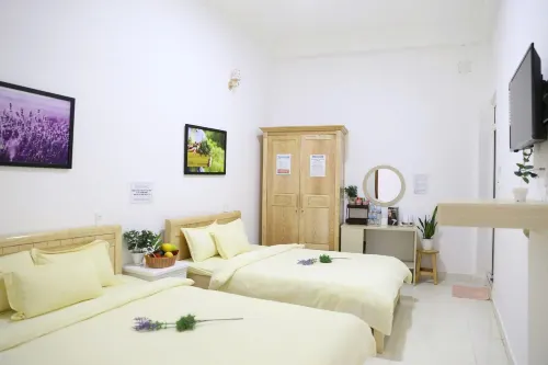 Strawberry Hotel Da Lat