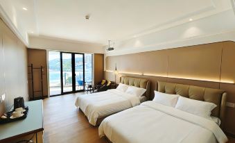 Golden Coast Seaview Pearl Hotel