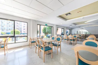 포트 비스타 오로 Iglesia de San Jaime y Santa Ana 주변 호텔