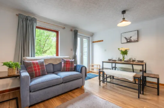 Stylish Garden Flat Near Loch Ness 酒店