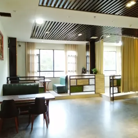 Nuomeng Hotel