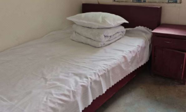 Jiuzhong Town Jiangyue Homestay