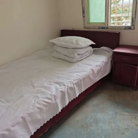 Jiuzhong Town Jiangyue Homestay